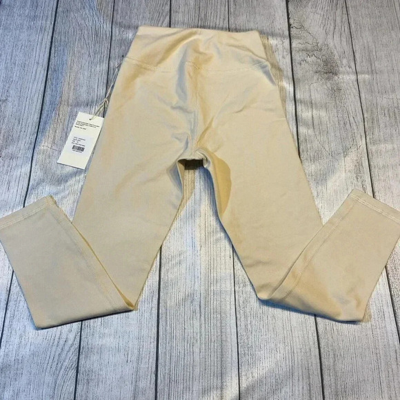 MATE the Label Cream Leggings - Picture 10 of 11